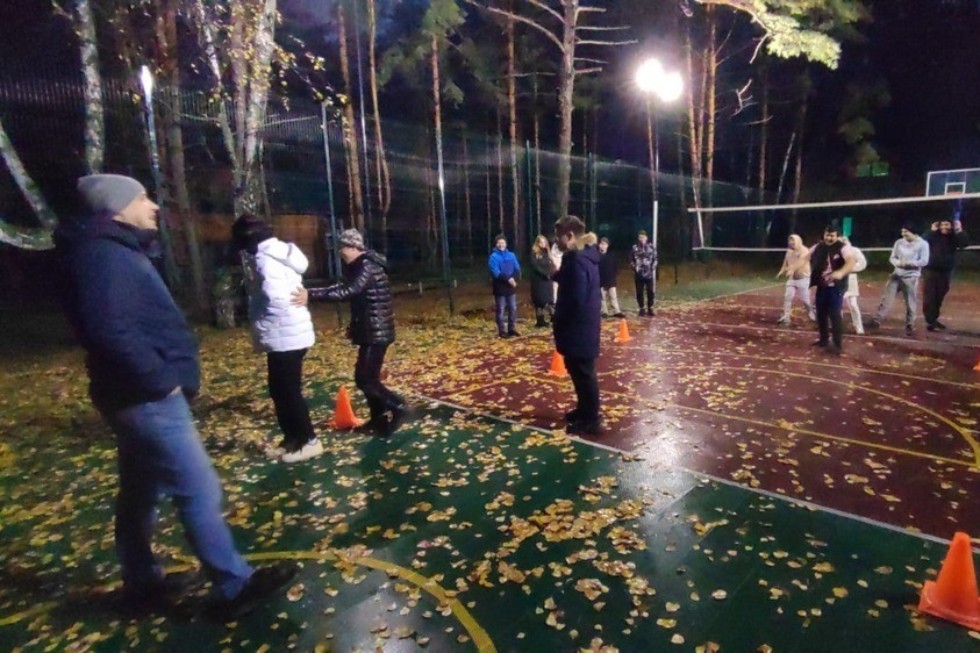 Выезд в Выезд в