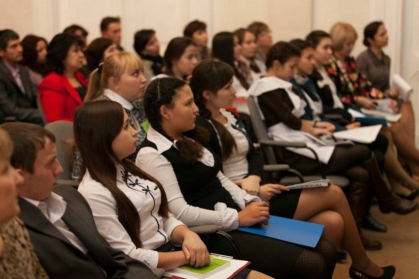 21 ноября в Елабужском институте КФУ прошла V Всероссийская научно-практическая конференция школьников и студентов 'Татарский язык, литература и история: прошлое, настоящее и будущее'. 21 ноября в Елабужском институте КФУ прошла V Всероссийская научно-практическая конференция школьников и студентов 'Татарский язык, литература и история: прошлое, настоящее и будущее'.