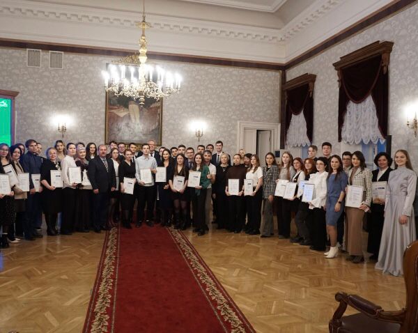 Студентлар фәнни түгәрәкләренең җиңүе Студентлар фәнни түгәрәкләренең җиңүе