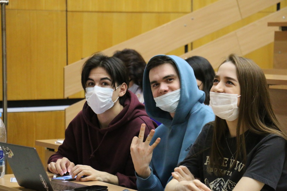 � ���� ��������� ������ ������������� ������