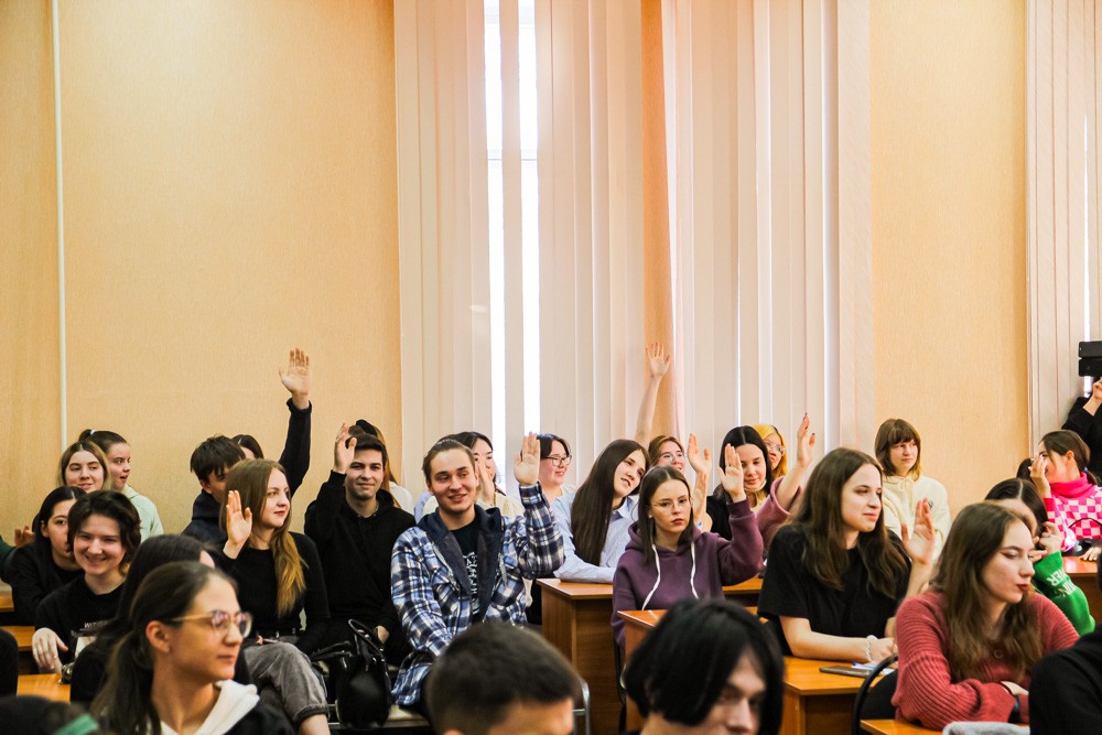 Для студентов первого курса Елабужского института Казанского федерального университета состоялось занятие, посвященное пропаганде трезвости и профилактике употребления наркотиков Для студентов первого курса Елабужского института Казанского федерального университета состоялось занятие, посвященное пропаганде трезвости и профилактике употребления наркотиков