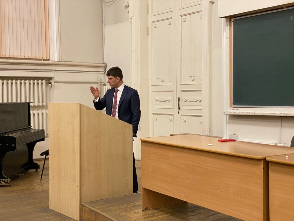 ������ �.�.��������� (���, ����): 