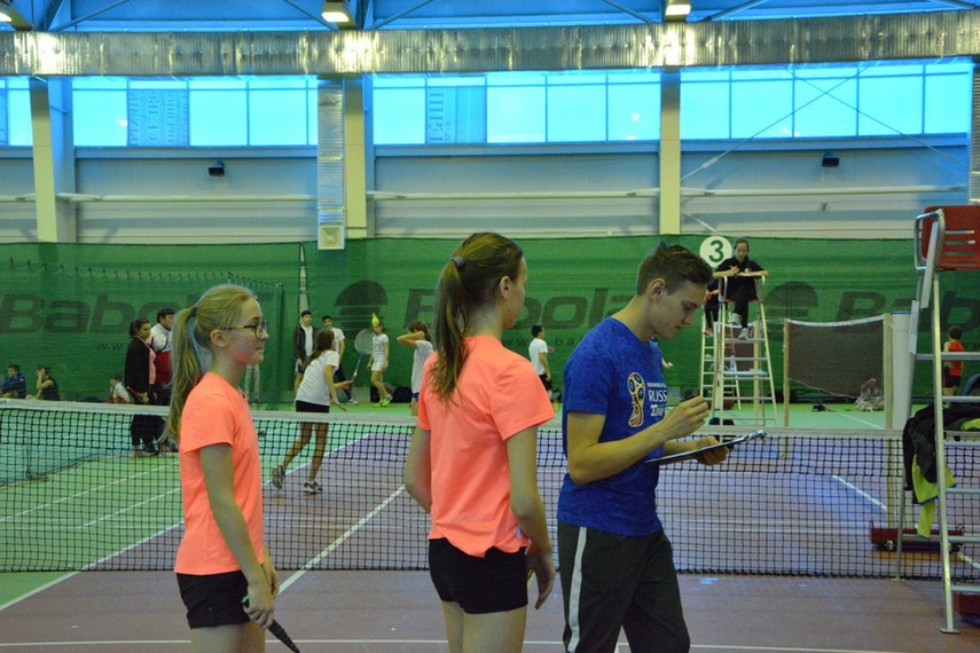 Студенты Елабужского института - судьи на Кубке РТ по бадминтону Студенты Елабужского института - судьи на Кубке РТ по бадминтону