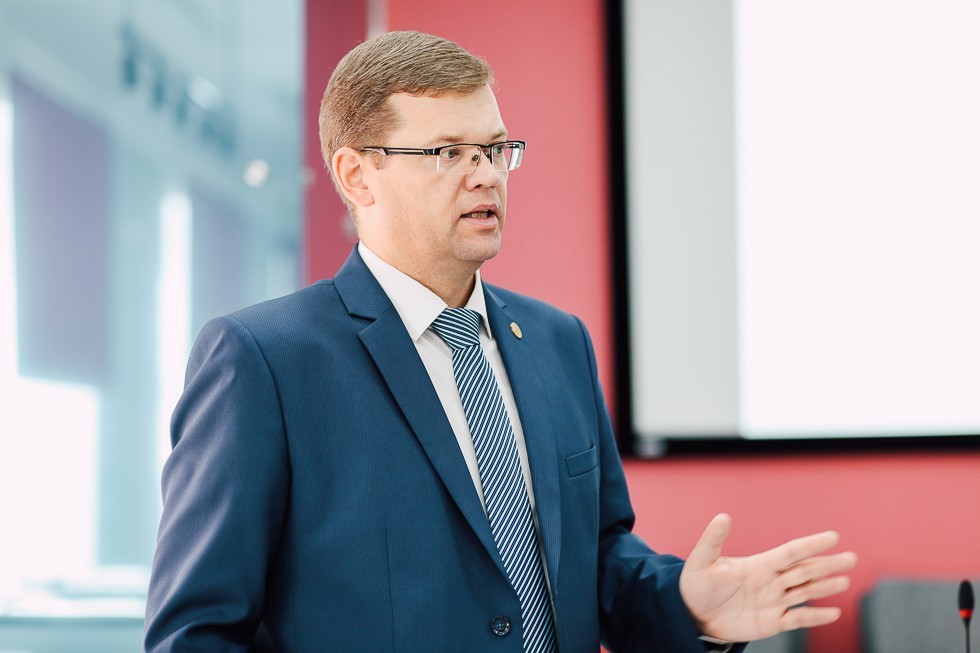 ���������� ������� �� ���������� ��������� ����� �������� ������ ����� ������������ ���� � ���������� ����������� ��������(������������)