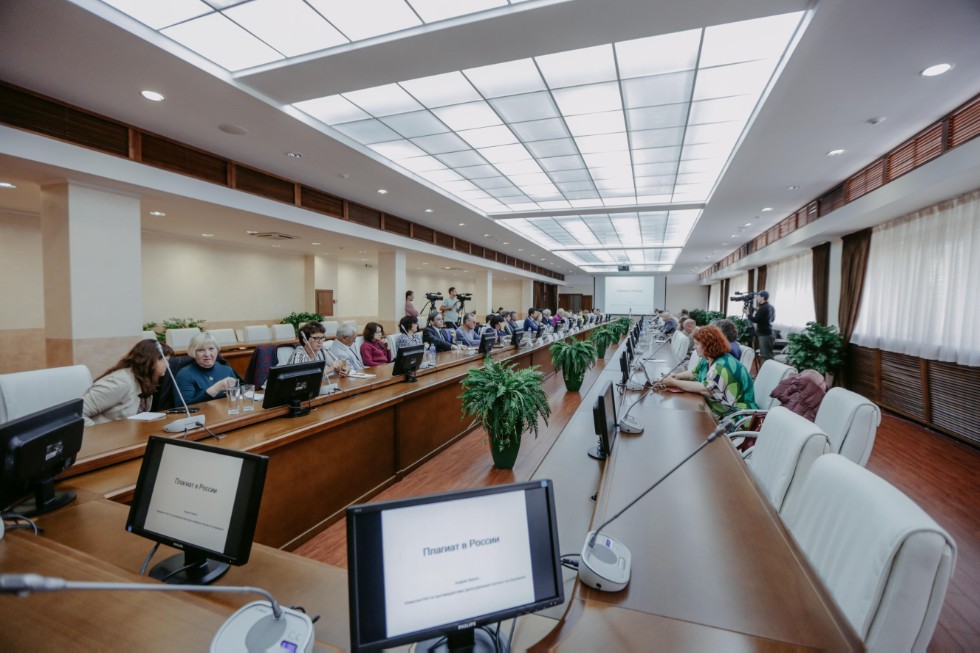 Plagiarism watchdog Dissernet sheds light on unethical publishing practices