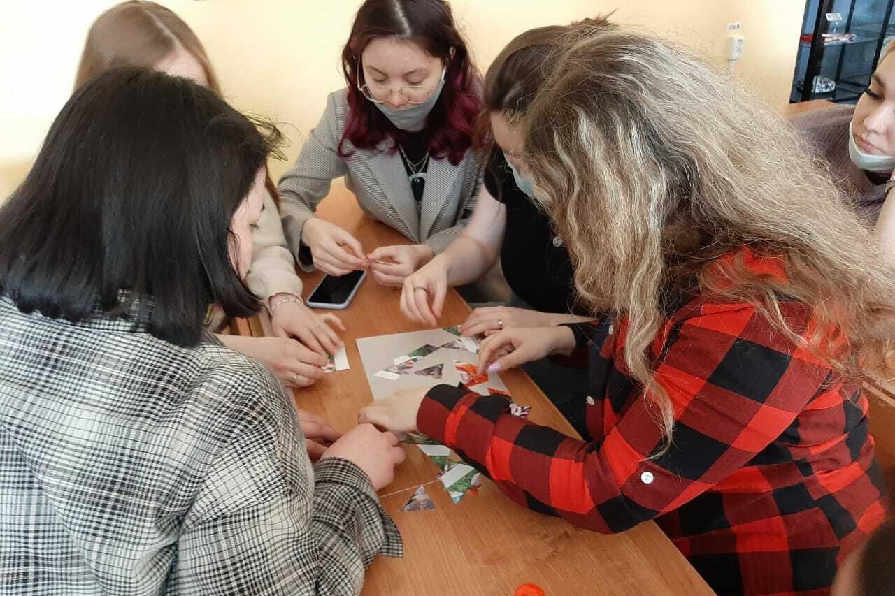 Wir feiern Ostern! Wir feiern Ostern!