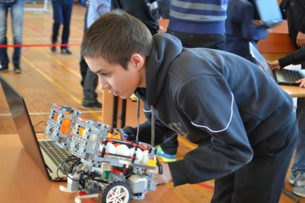 � ���������� ��������� ��� ����������� ������ ������������ LEGO-�������