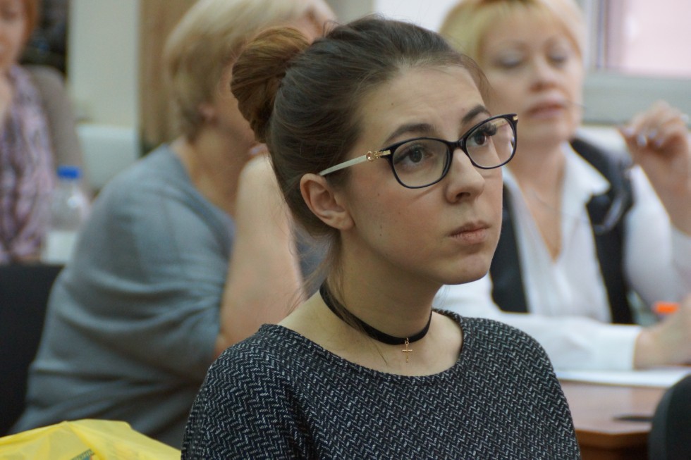 ������������� ������� ����������� '��������� � ������������ ����������� �����' (Reflections and Innovations in EFL: Teaching Methods and Assessments)