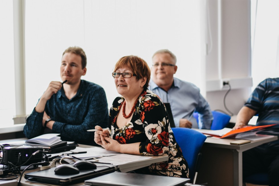 ����� ��������� ���� ������������� 