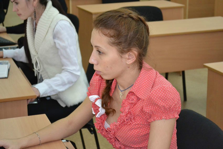 ����������� �������� ������������ ������ �������������� ������ � LMS MOODLE