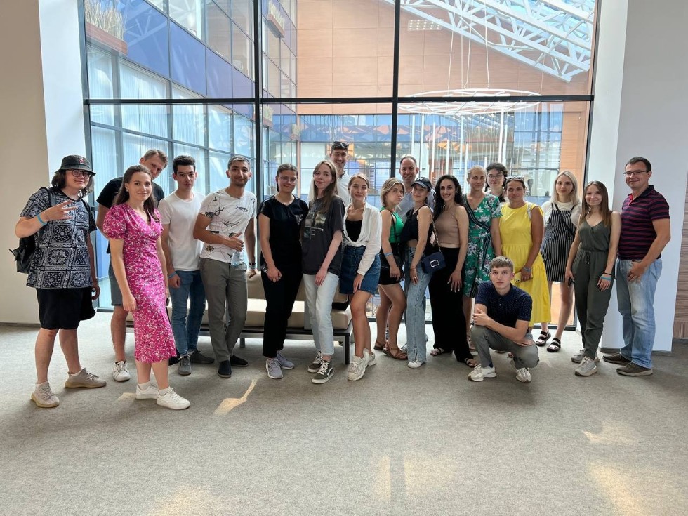 ������ ����� ������������� ������ ����� '������-���������: ��������� � ����� ��������'