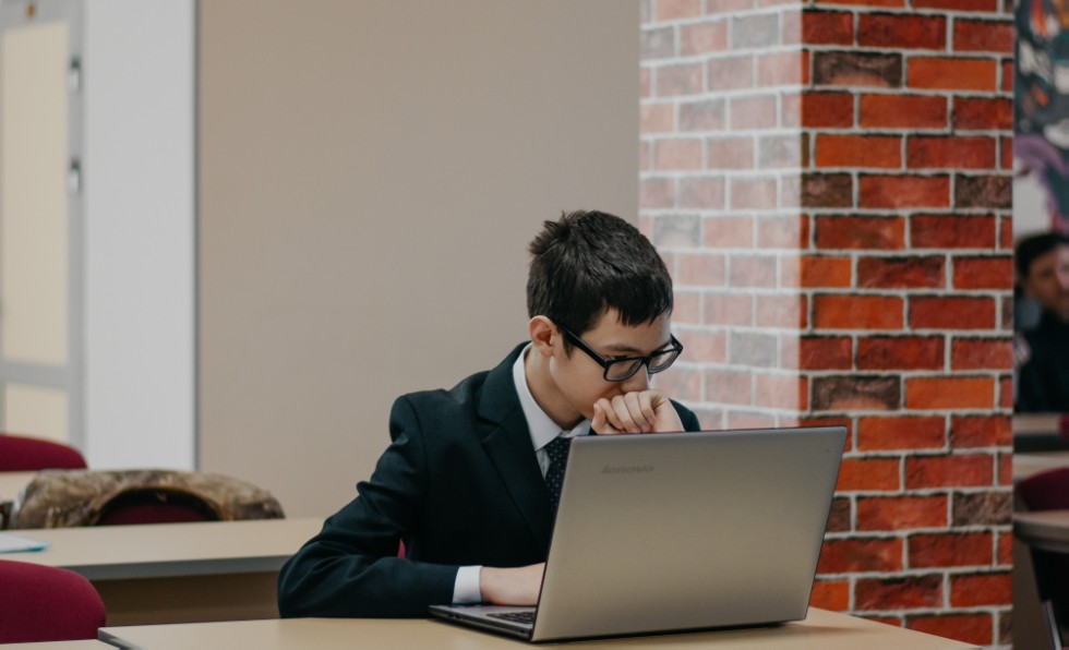 ����� ��������� ���� ������������� 