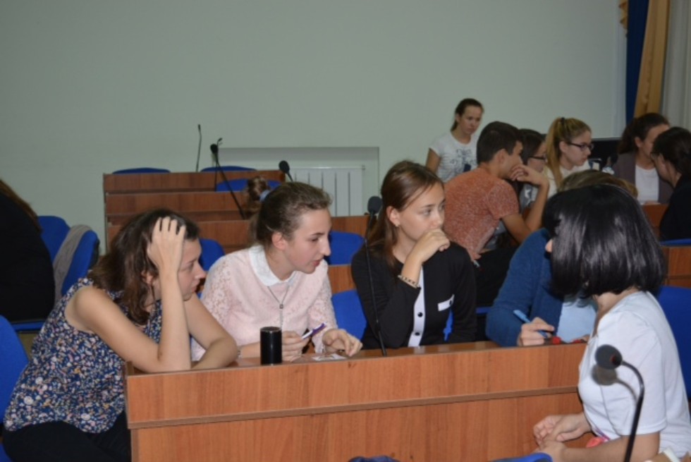 �.�.�������: �������� ����� ����