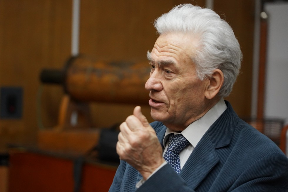 � ��������� ������ ��� ���������� ���������, ����������� 100-����� �� ��� �������� ����� �������� ,������ �����