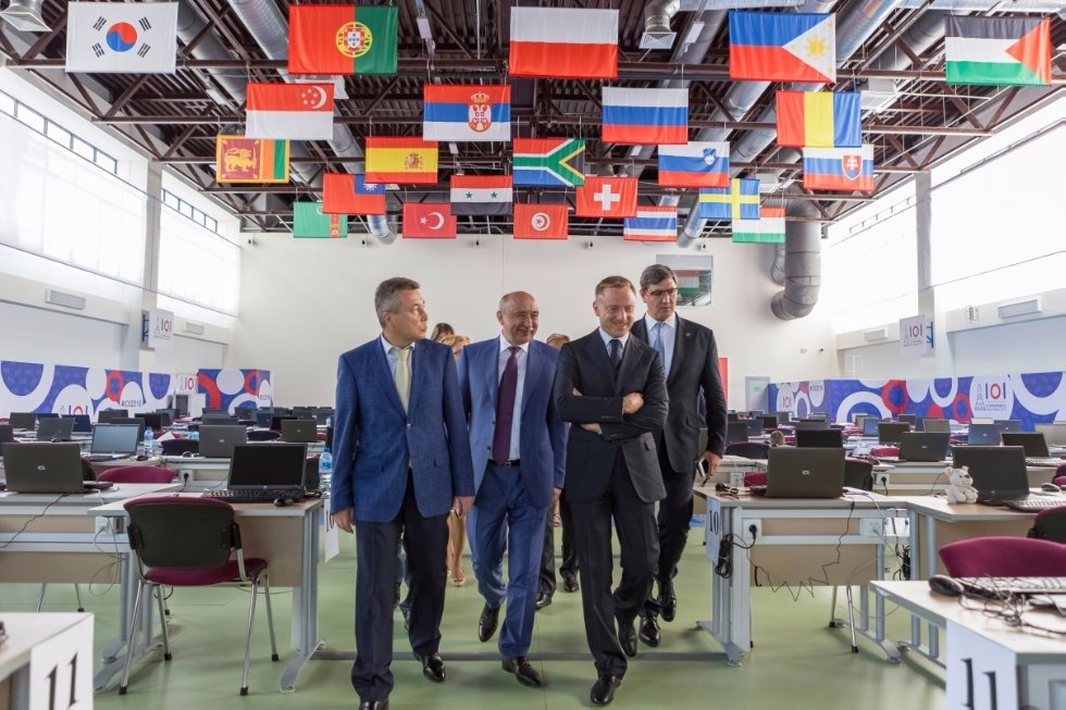 Minister of Education and Science Dmitry Livanov at Kazan University