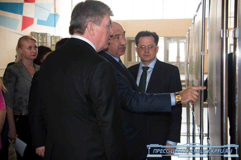 Крупнейший китайский производитель бытовой техники Haier открыл учебный центр на базе КФУ Крупнейший китайский производитель бытовой техники Haier открыл учебный центр на базе КФУ