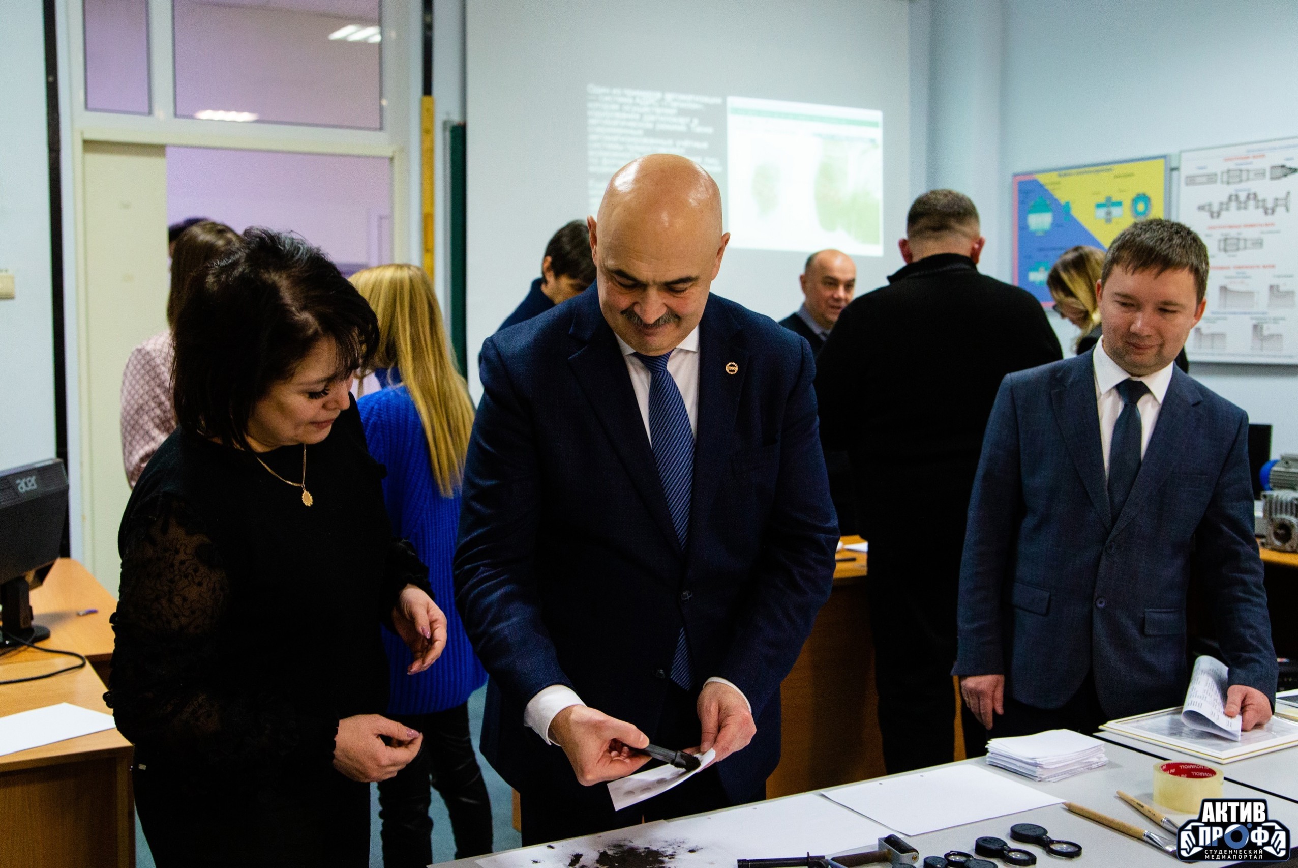 Научное будущее Набережночелнинского института КФУ! Научное будущее Набережночелнинского института КФУ!