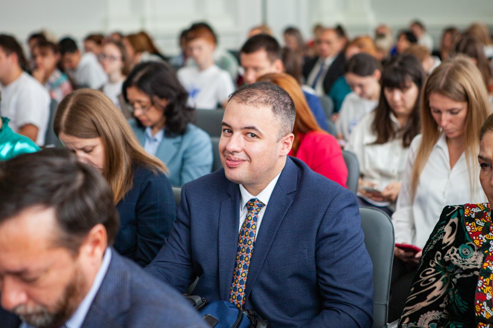 IX ������������ ������: ������� (����)