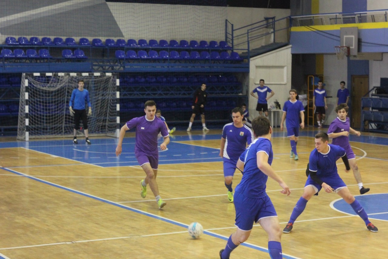 Кубок Казанского университета по мини-футболу остается в стенах Института физики Кубок Казанского университета по мини-футболу остается в стенах Института физики