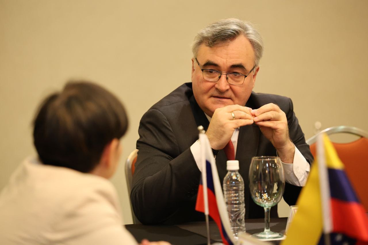 Сотрудники КФУ приняли участие в открытии Международного университета в Венесуэле Сотрудники КФУ приняли участие в открытии Международного университета в Венесуэле