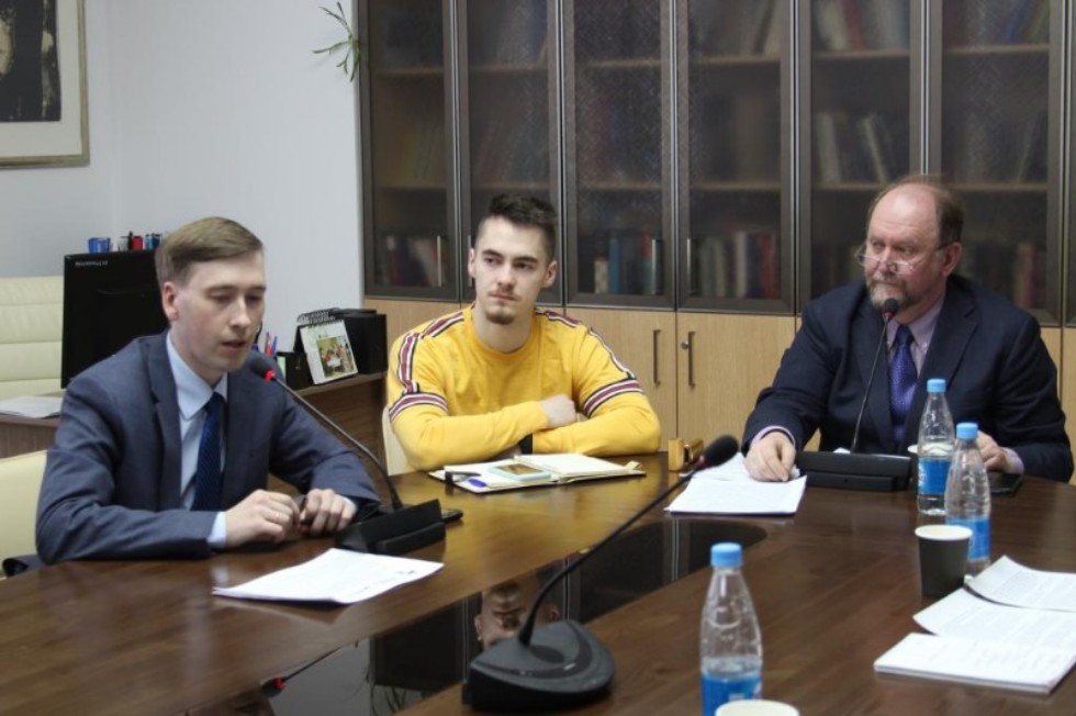 Исследователи четырех федеральных университетов обсудили развитие лингвистики в цифровой среде Исследователи четырех федеральных университетов обсудили развитие лингвистики в цифровой среде