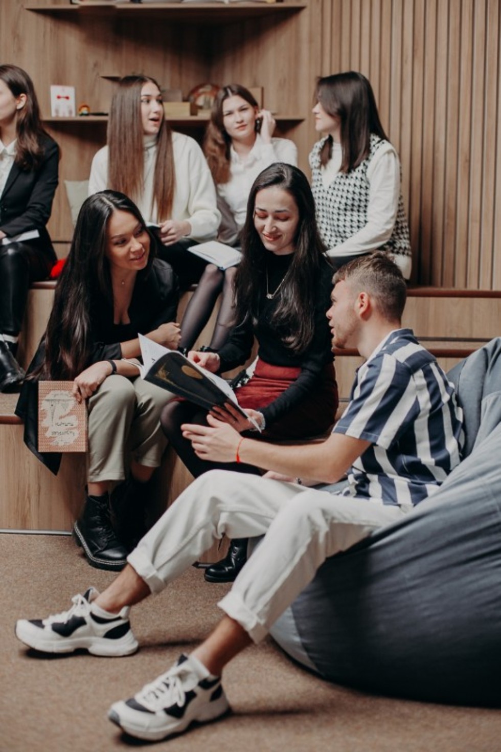 ��������