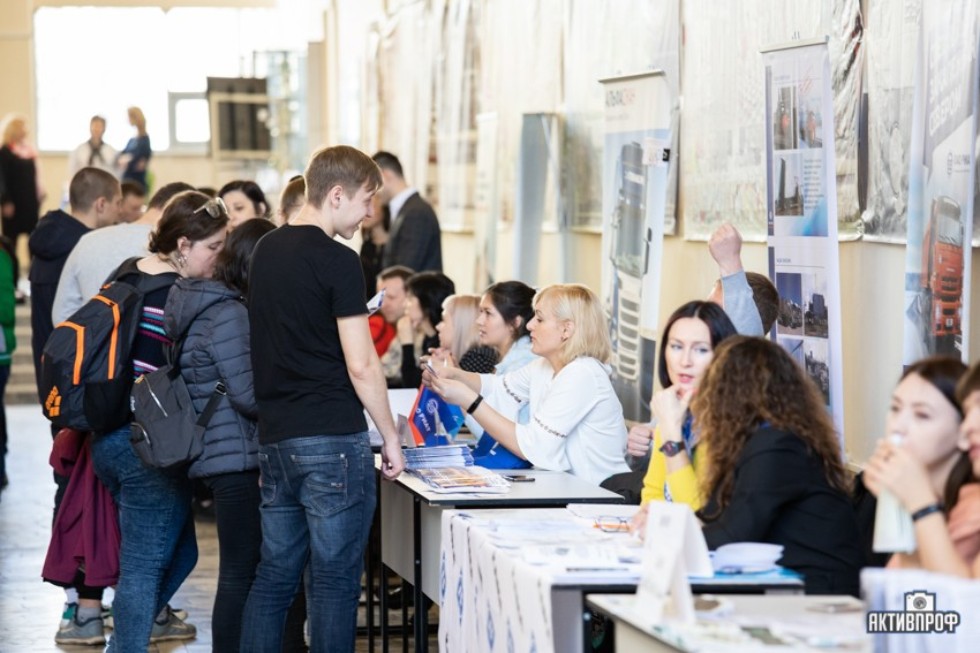 ��� ��� � 