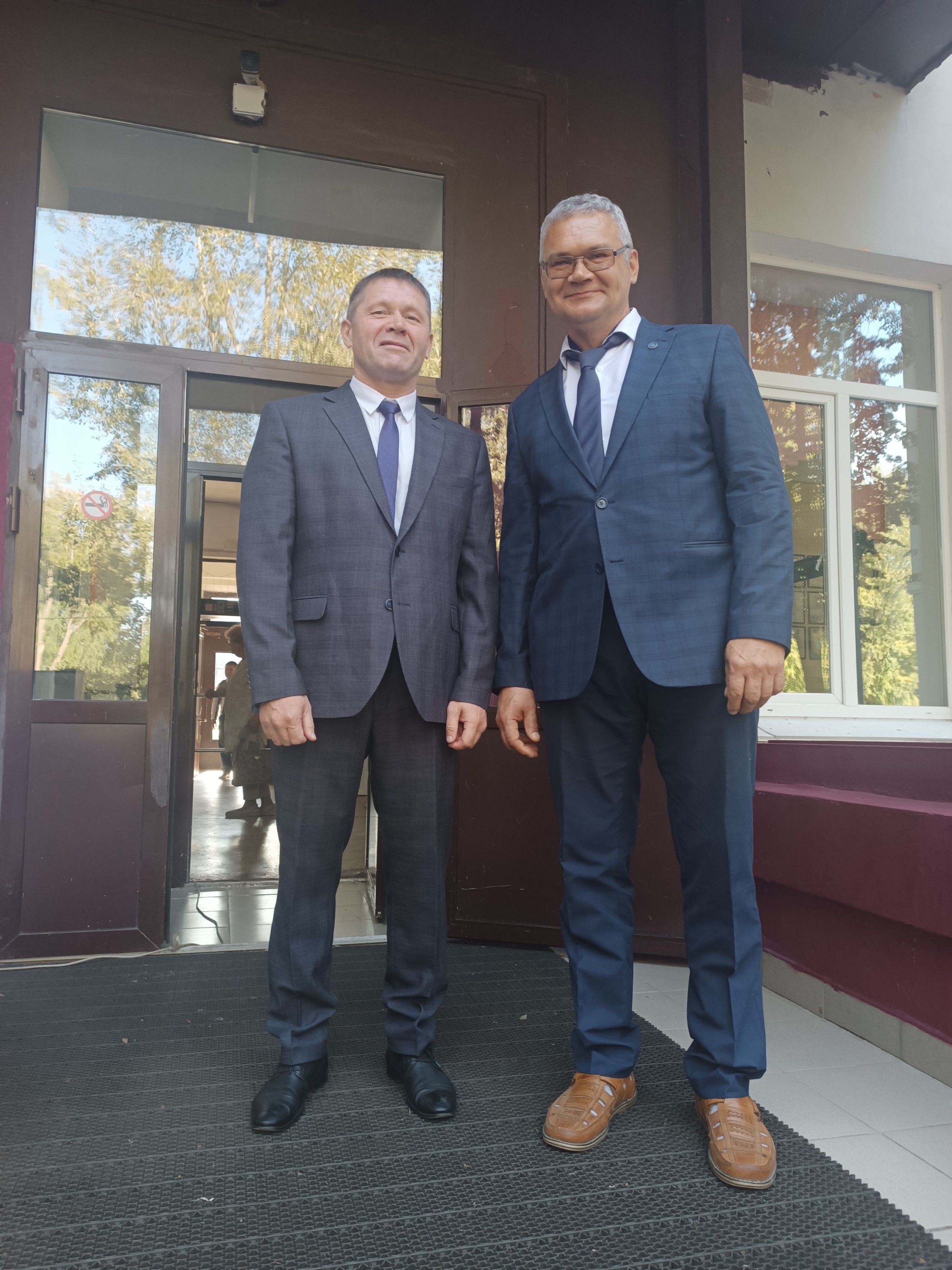 Праздник 'День знаний 1 сентября' в Гимназии 126 и в Институте психологии и образования КФУ Праздник 'День знаний 1 сентября' в Гимназии 126 и в Институте психологии и образования КФУ