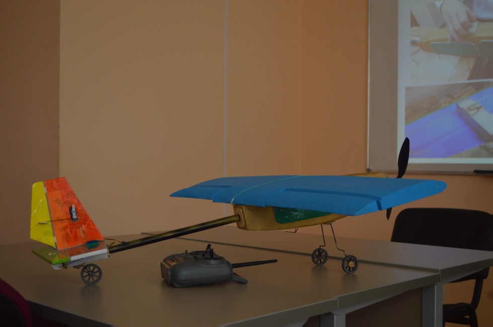 ����� ��������� ���� ������������� 