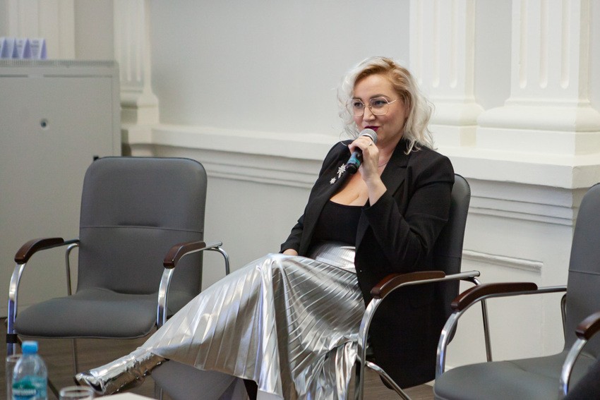 Стартовала II Всероссийская научно-практическая конференция 'Выпускники Елабужского института в современном образовательном пространстве' Стартовала II Всероссийская научно-практическая конференция 'Выпускники Елабужского института в современном образовательном пространстве'