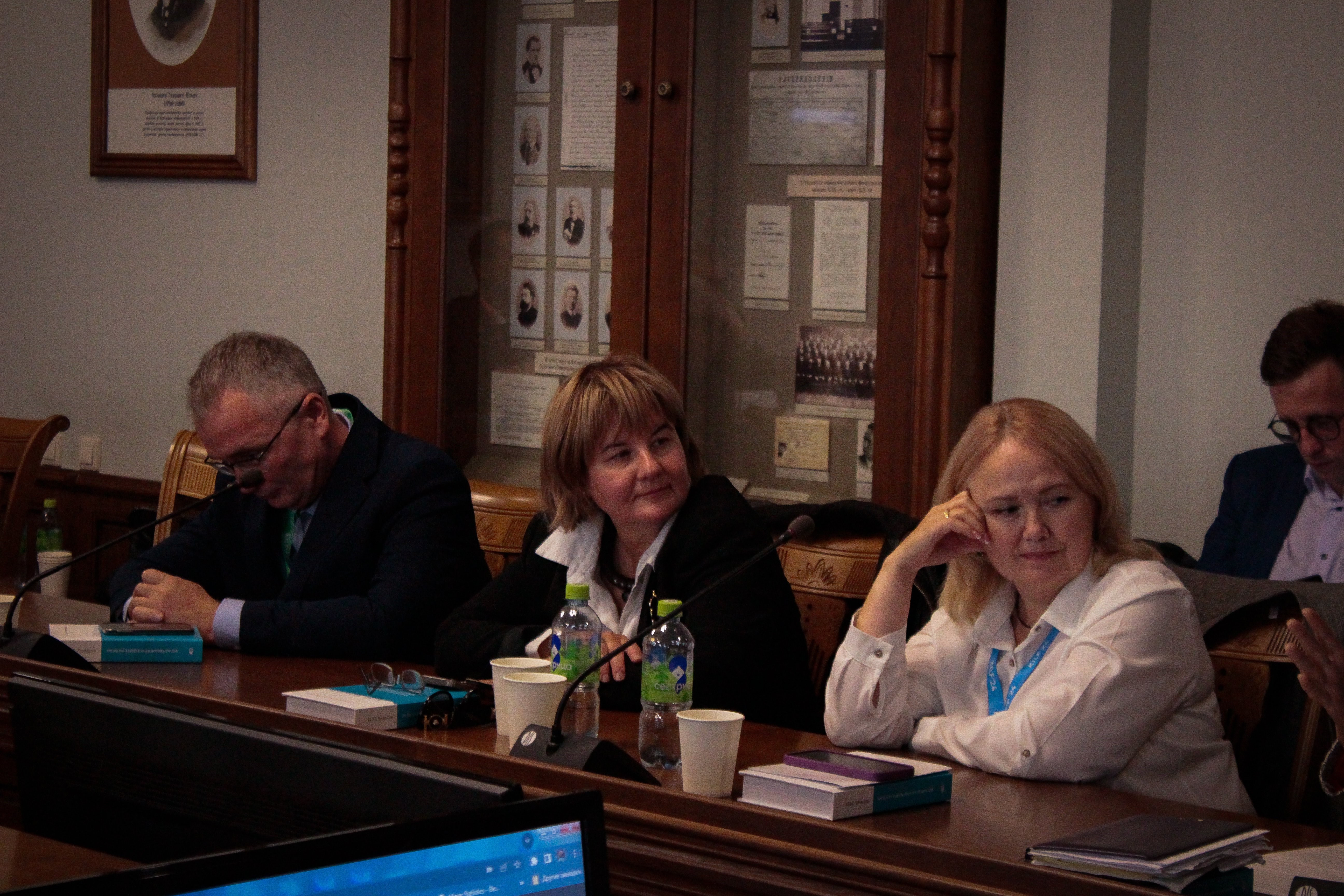 В рамках III Казанского международного юридического форума прошла панельная сессия: 'Казанские юридические школы: прошлое в настоящем (к 220-летию Казанского университета)' В рамках III Казанского международного юридического форума прошла панельная сессия: 'Казанские юридические школы: прошлое в настоящем (к 220-летию Казанского университета)'