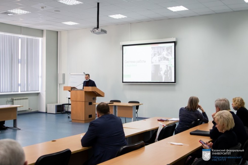 ������� �������������� ������ ���������������� �������� ��� '��������' � ��� ���