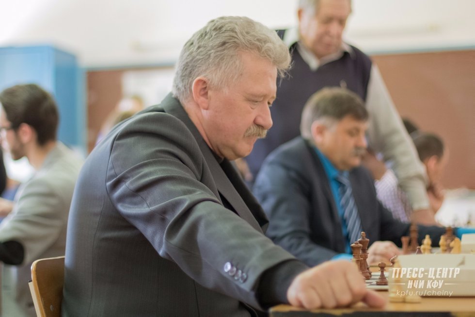 ��� � ���