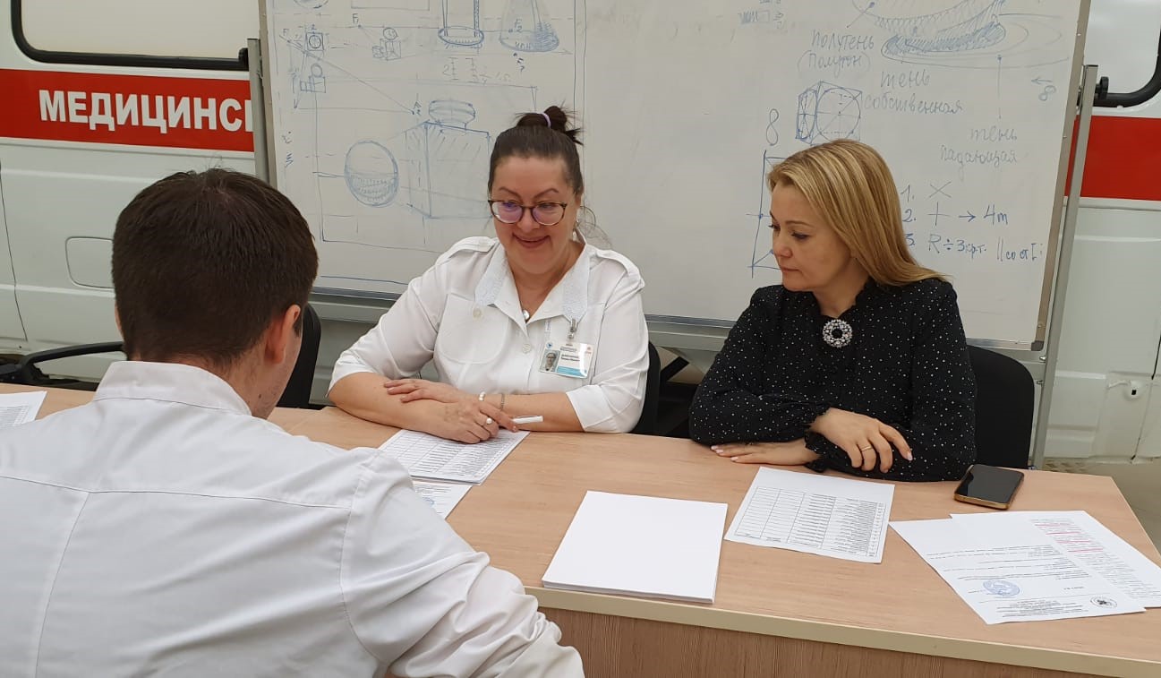 В ноябре 2022 года прошел экзамен на должности среднего медицинского персонала в ИФМиБ КФУ В ноябре 2022 года прошел экзамен на должности среднего медицинского персонала в ИФМиБ КФУ