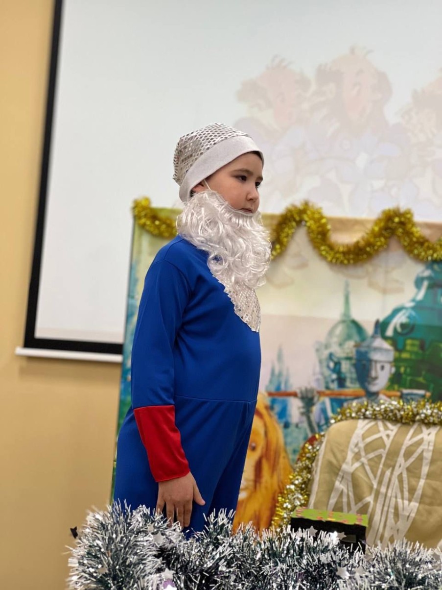 Детский театр 'Радуга' показал новогоднюю премьеру Детский театр 'Радуга' показал новогоднюю премьеру