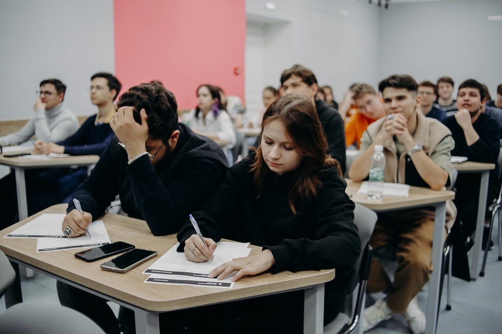 КФУ принял участие во Всероссийском историческом диктанте КФУ принял участие во Всероссийском историческом диктанте