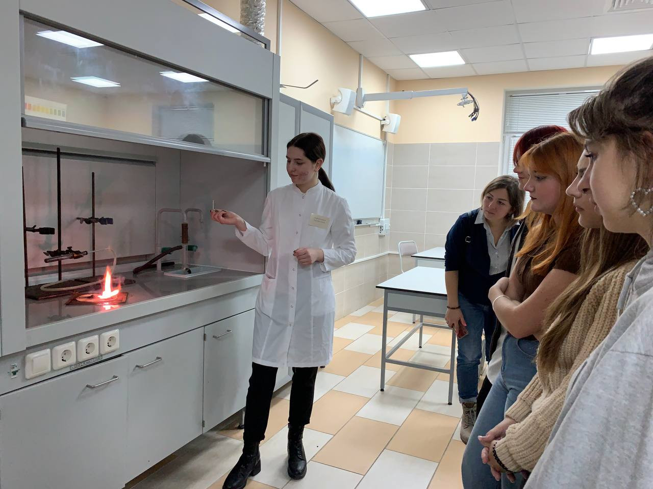 �������������� ������� XXVIII ��������� �����