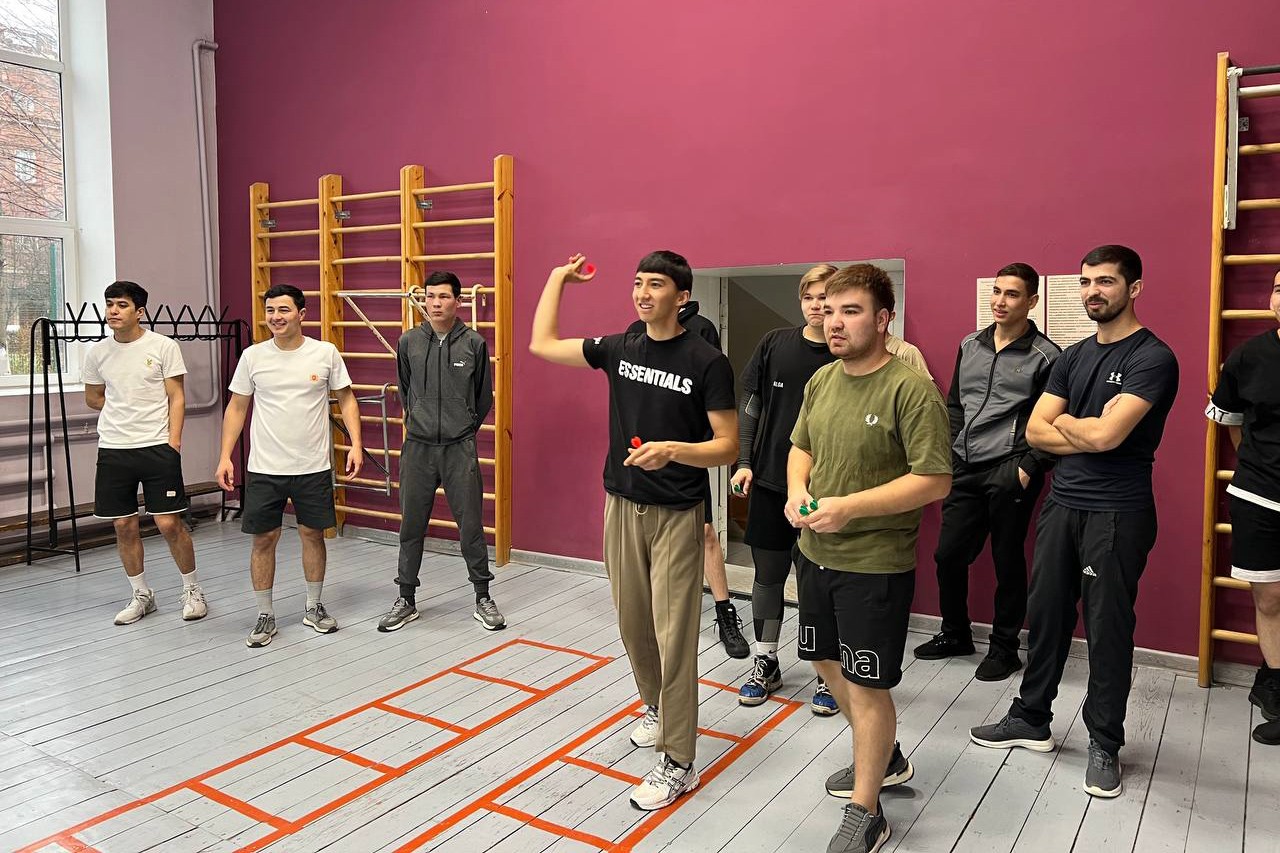 Прошли соревнования по дартсу и мастер-класс по армрестлингу Прошли соревнования по дартсу и мастер-класс по армрестлингу