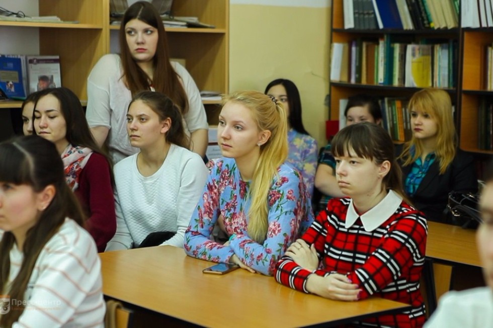 Три грани Николая Лобачевского Три грани Николая Лобачевского