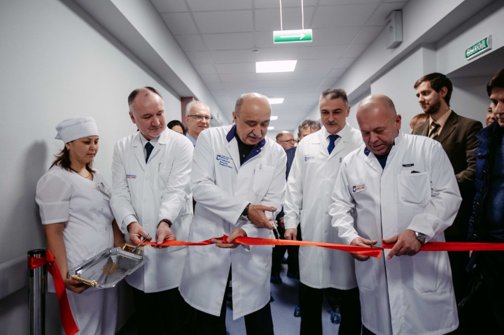 Tour of renovated facilities held by Rector Ilshat Gafurov