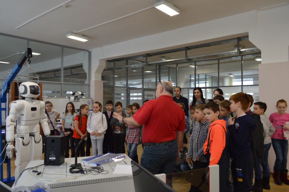 ����������� 4 ������ �������� �19 �������� ���������� �������� � ���������-������������ ������ ���