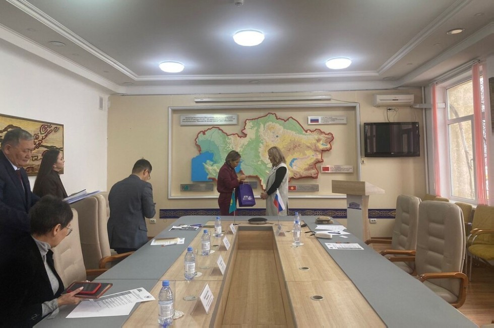 Директор Елабужского института КФУ встретилась с руководством Казахского национального университета имени Абая