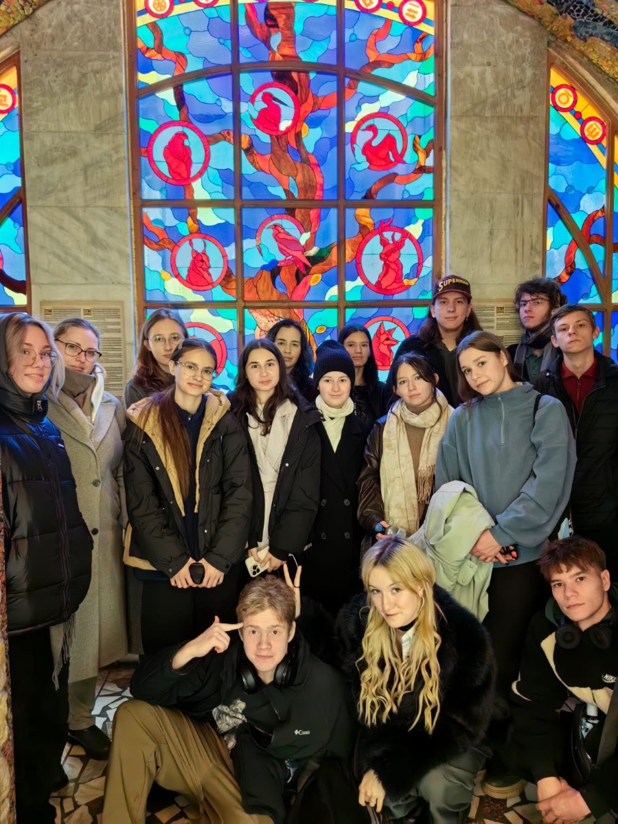 Экскурсия студентов-религиоведов в Экскурсия студентов-религиоведов в