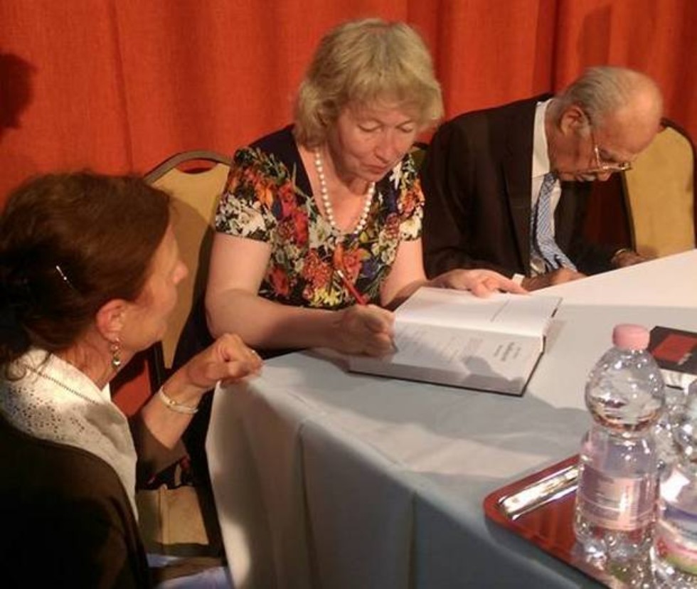 Милеуша Хабутдинова: 'Моя главная цель - продвижение татарской культуры в мире' Милеуша Хабутдинова: 'Моя главная цель - продвижение татарской культуры в мире'