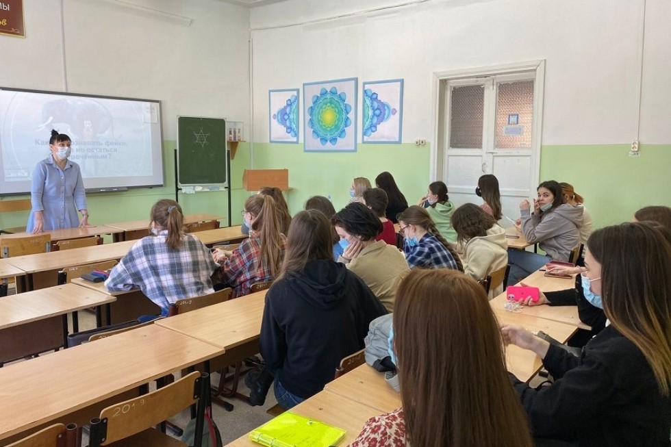 'Ловушка' социальных сетей: с кем вы общаетесь? 'Ловушка' социальных сетей: с кем вы общаетесь?