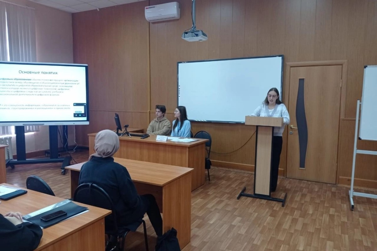 Студенты группы е9211 приняли участие в работе XVI Международной студенческой научно-практической конференции 'Наука и молодежь: шаг в будущее' Студенты группы е9211 приняли участие в работе XVI Международной студенческой научно-практической конференции 'Наука и молодежь: шаг в будущее'