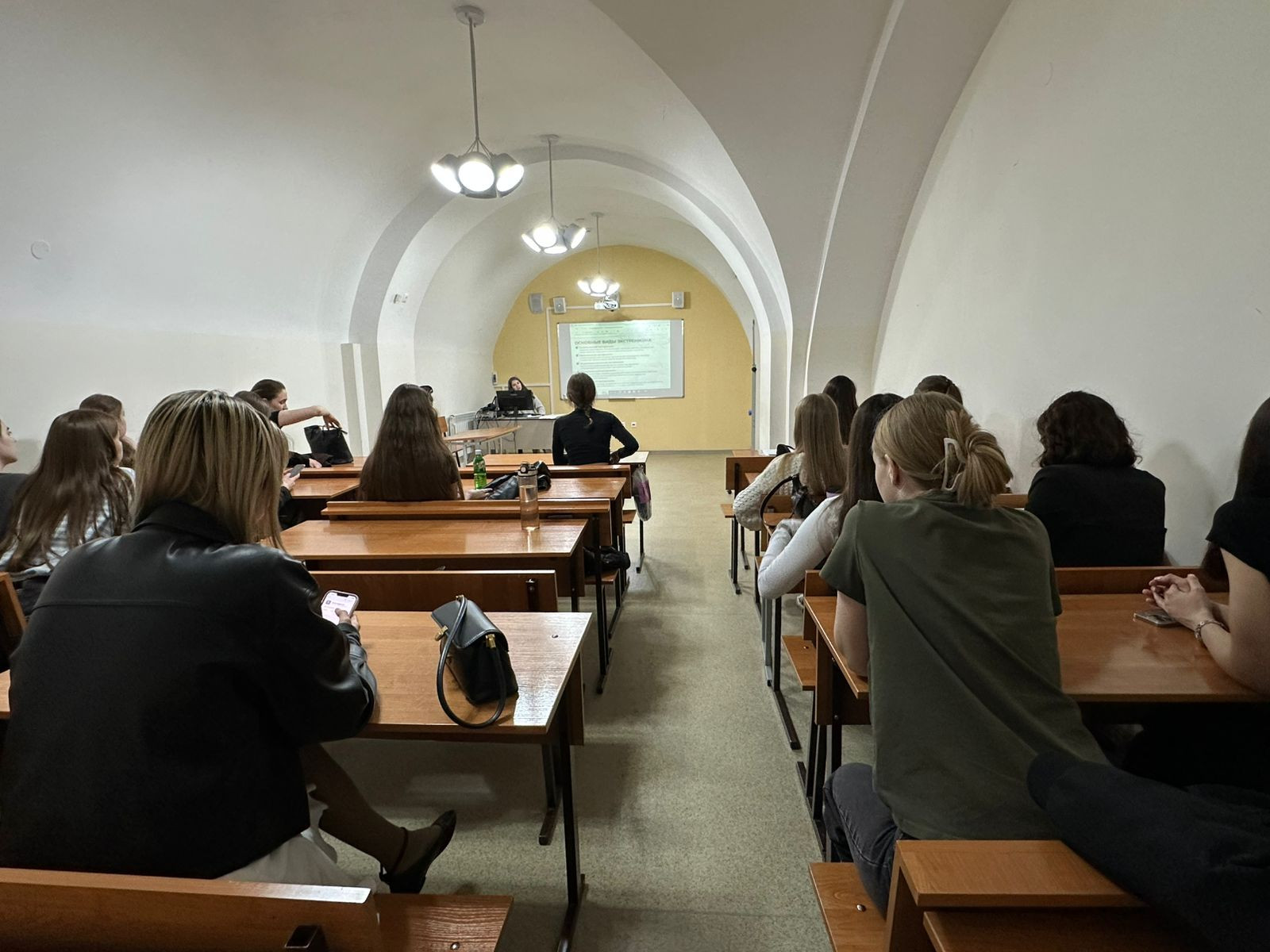 В группе 17.1-113 был проведен кураторский час В группе 17.1-113 был проведен кураторский час