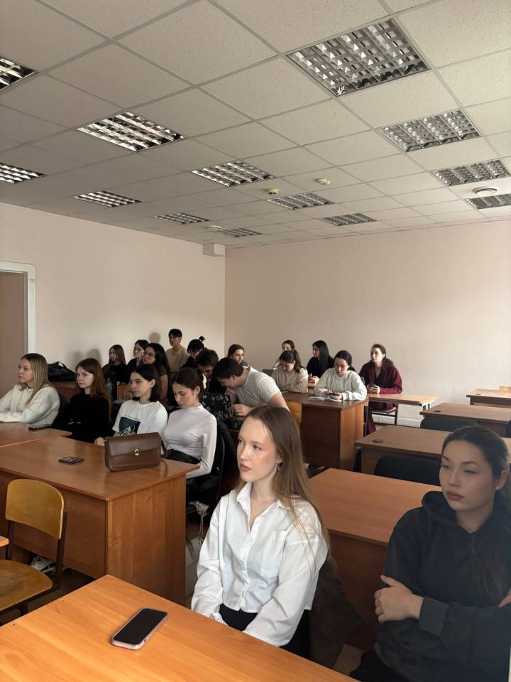 'Клуб мировой экономики' продолжает свою работу 'Клуб мировой экономики' продолжает свою работу