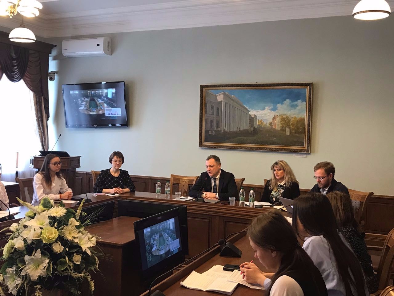 На базе кружка медицинского права была проведена конференция. На базе кружка медицинского права была проведена конференция.