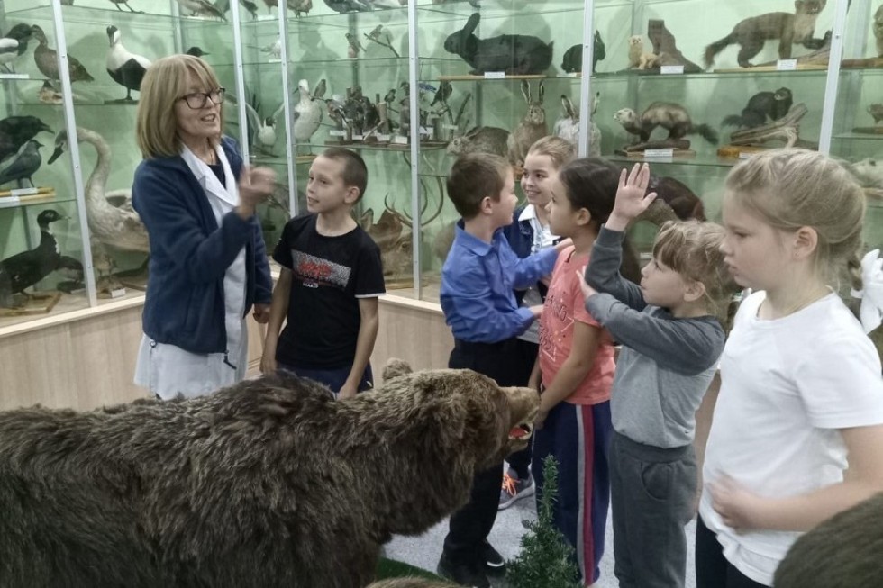 Преподаватели Елабужского института КФУ провели экскурсию для школьников по зоологическому музею ,Елабужский институт КФУ